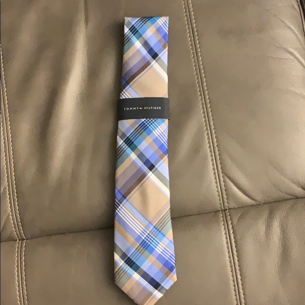 Tommy Hilfiger Men's Barbecue Plaid M20 Tie
